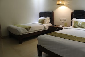 Minibar, in-room safe, individually furnished, desk