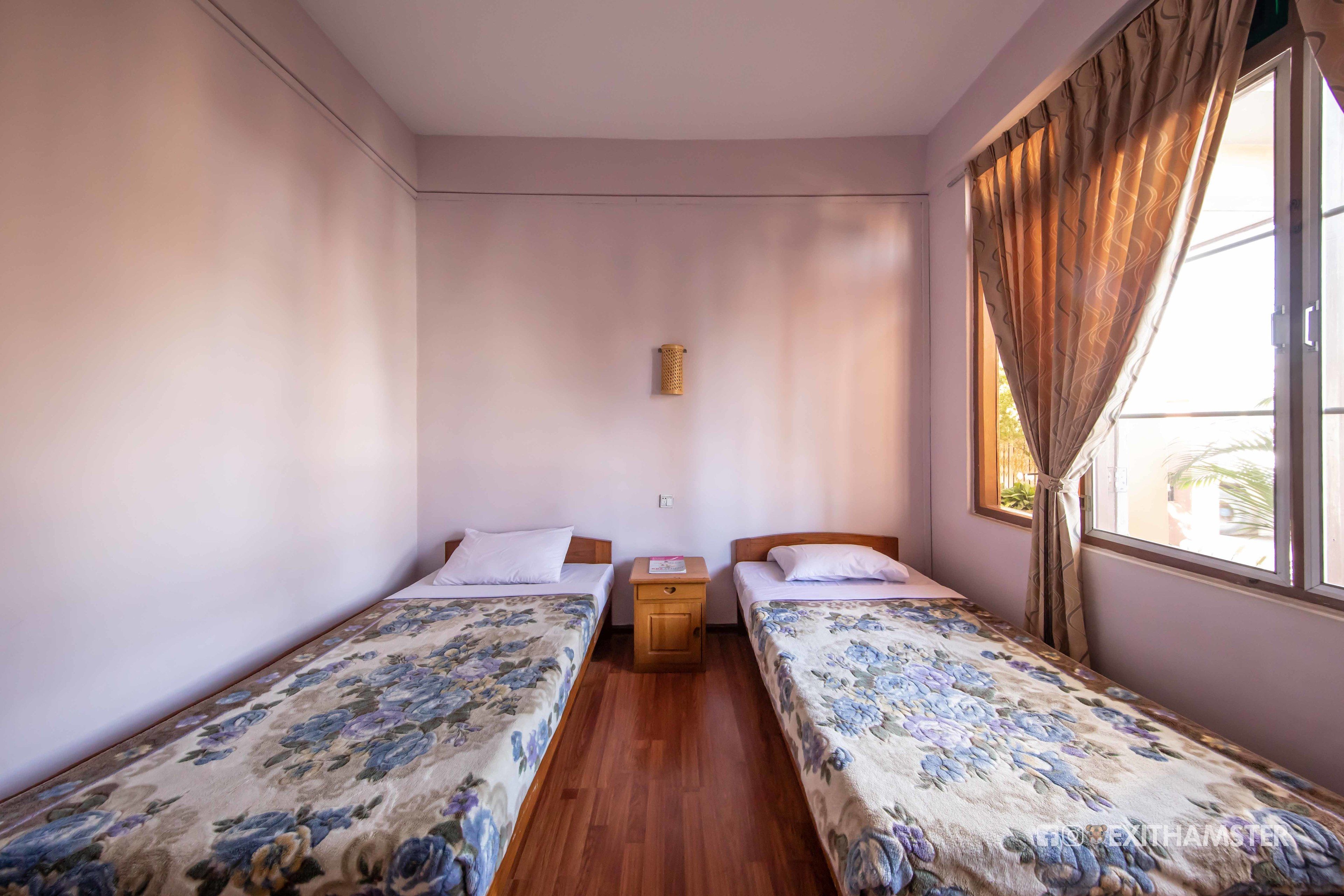 in-room safe, iron/ironing board, free wifi, bed sheets