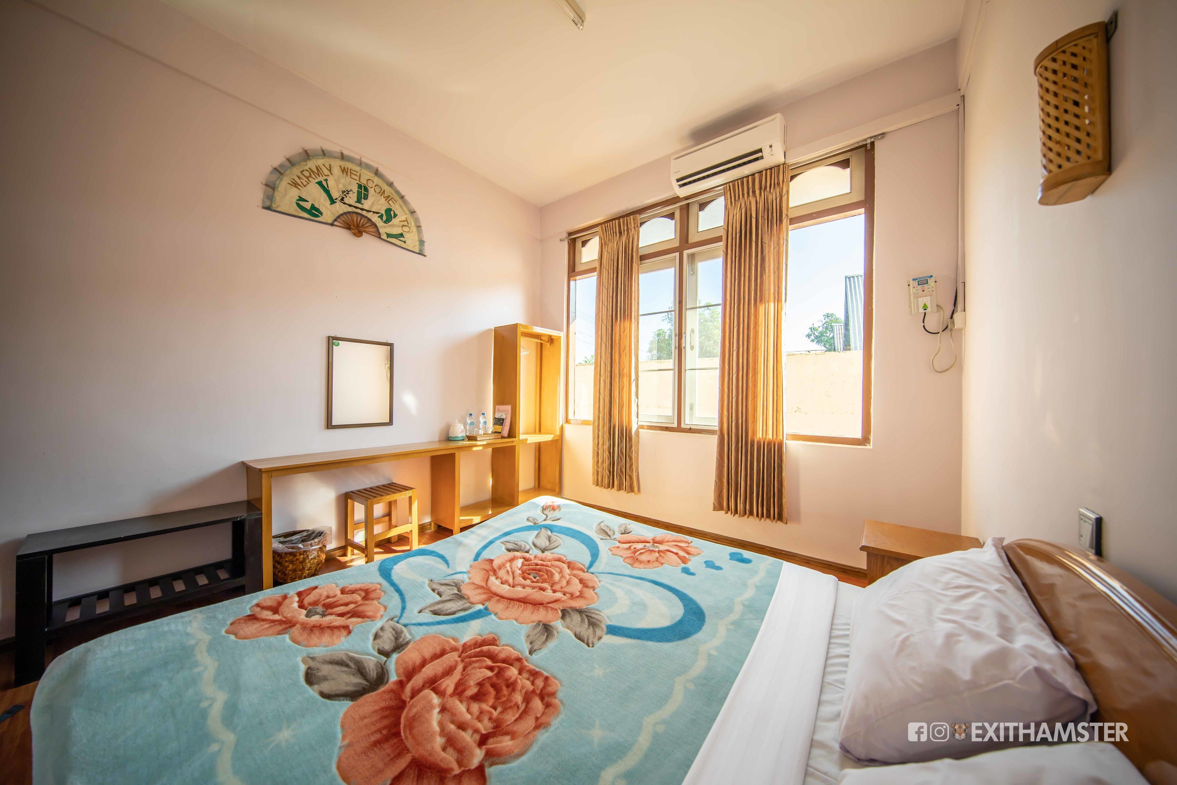 superior double or twin room | in-room safe, iron/ironing board, free wifi, bed sheets