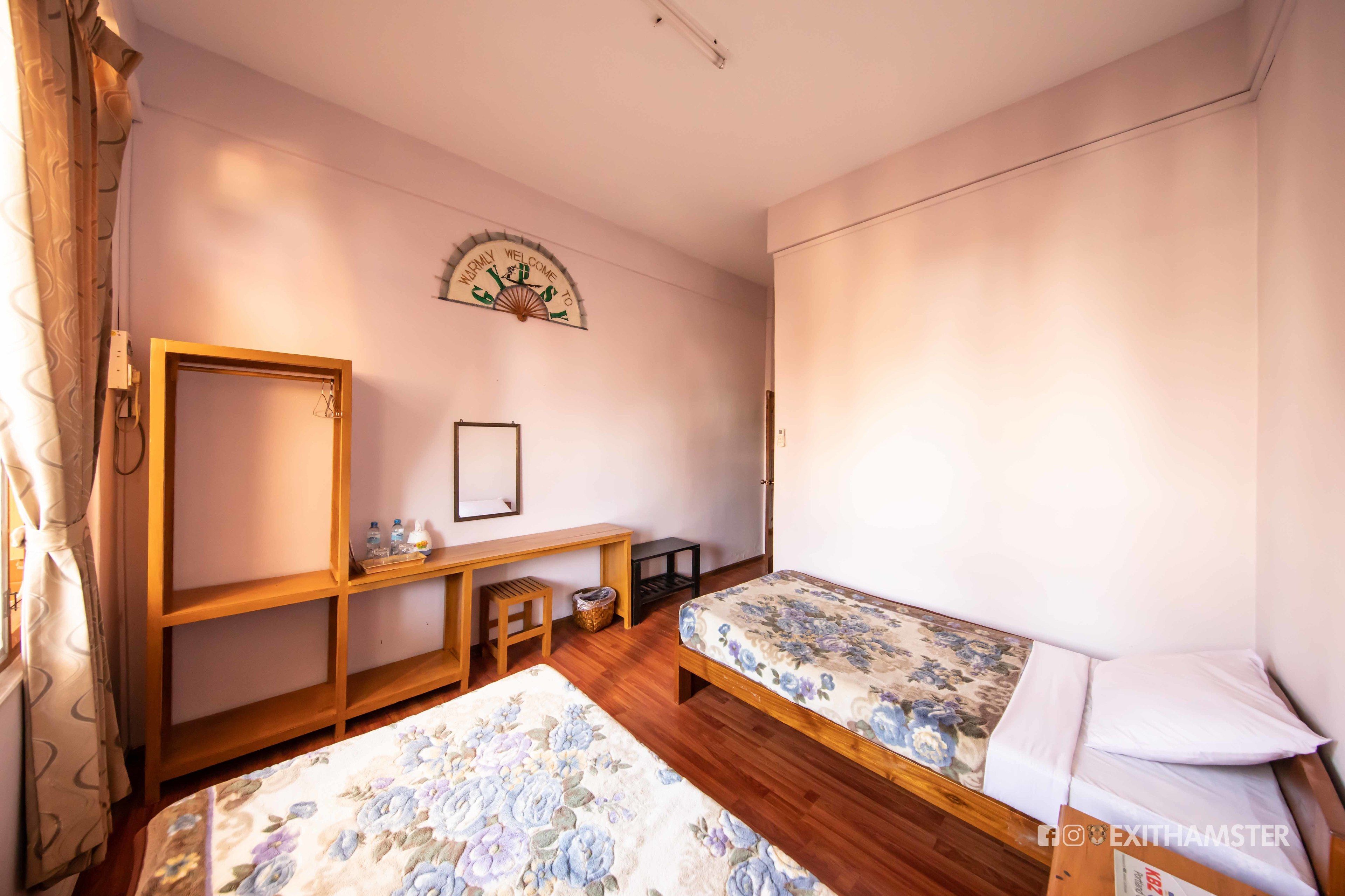 in-room safe, iron/ironing board, free wifi, bed sheets