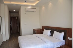 Executive Double or Twin Room, Smoking