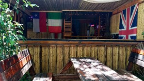 Bar (on property) - Elephant Trail Guesthouse and Backpackers (Kasane)