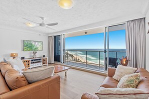 Smart TV, video games, DVD player, ping pong