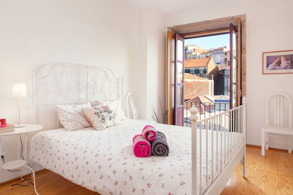 Bedroom with Queen Size Bed.