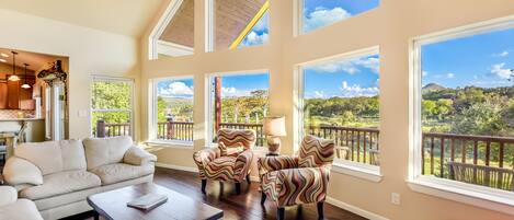 Smart TV, ping pong, toys, books