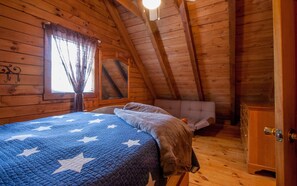 3 bedrooms, iron/ironing board, travel cot, free WiFi
