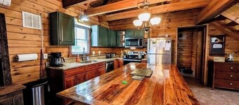 Cabin in the Woods - Near Ricketts Glen - With Many Modern Amenities