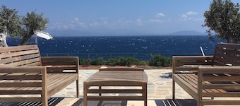 Beachfront Holiday Apartment