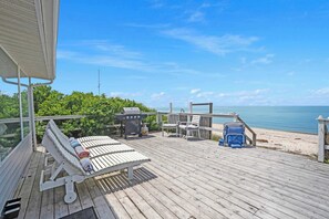 Terrace/patio - Soundview Beach House | Deck, Kayaks & Beach (Wading River)