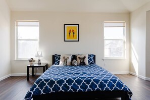 5 室のベッドルーム、アイロン / アイロン台、WiFi、ベッドシーツ