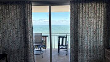 Smart TV, video games, DVD player, table tennis