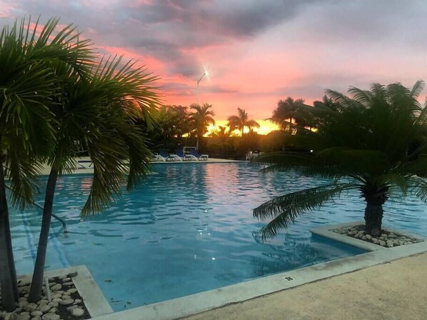 Pool - Crown Royal Villas, Priory (St Ann)