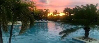 Crown Royal Villas, Priory