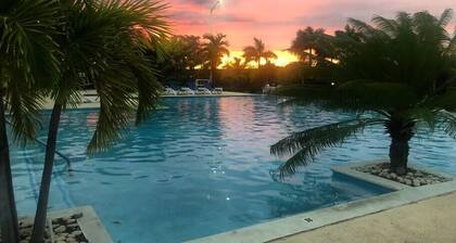 VILLA DE LUXE 3 CHAMBRES - Prise en charge à l'aéroport - HOT TUB