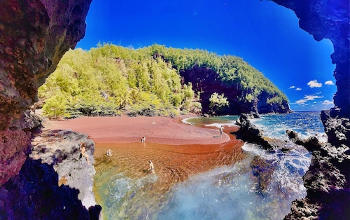 Embark on a journey through Maui with Aloha Glamp