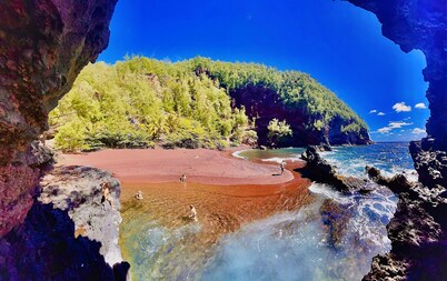 Embark on a journey through Maui with Aloha Glamp