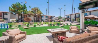 128 1 bedroom, pool, pickleball, hot tub, outdoor grill
