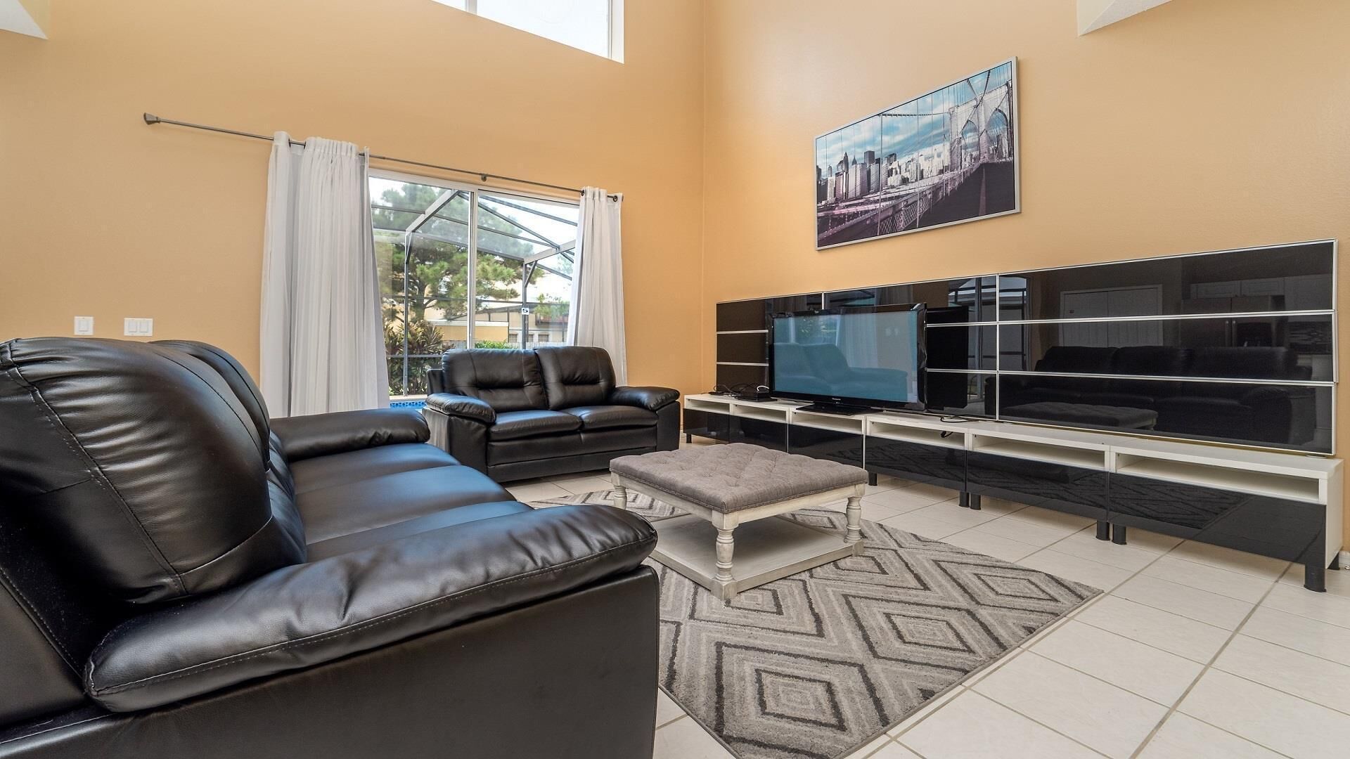 LCD-TV, TV-spill, DVD-spiller og fotballspill