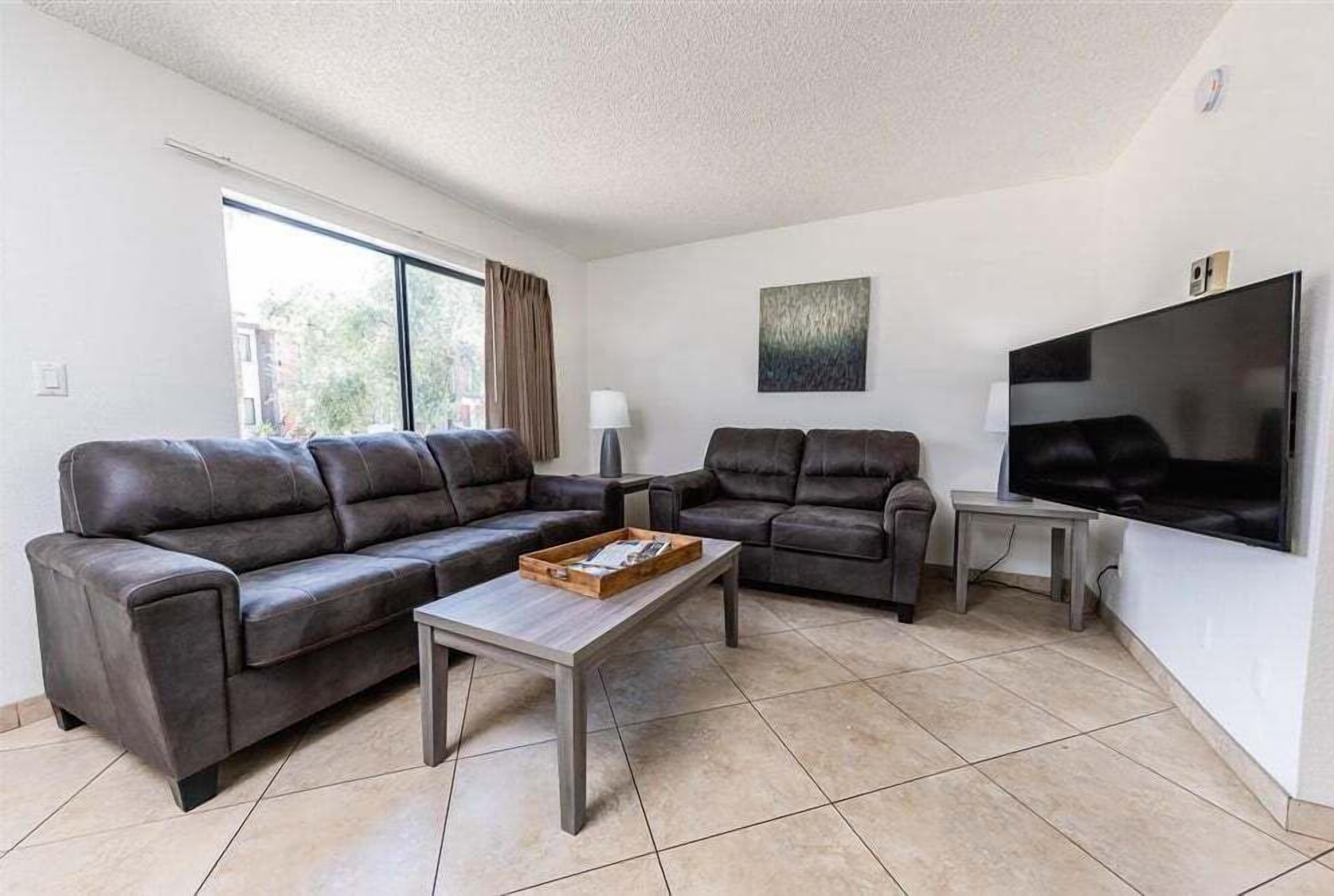 126 Scottsdale Thrill Spot  1br Oasis For Hikers & Explorers! - Tempe, AZ