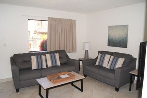 TV, fireplace, offices