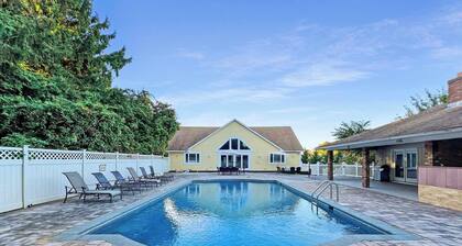 Southampton Home Near Shinnecock | Pool & Game Room