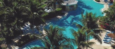 室外游泳池,恒温泳池