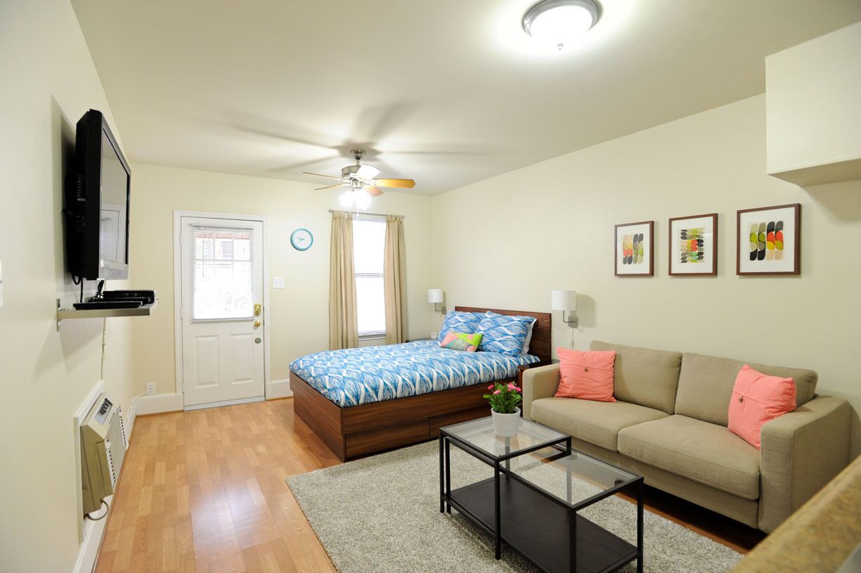 Smart TV, DVD player