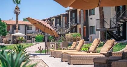 Tee kotiasi kanssamme! Täysin kalustettu mukavuus, kuten apuohjelmat ja ilmainen wifi!