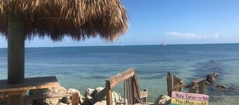 LICENSED MANAGER - MODERN 2/2 COCONUT PALM VILLA - OCEANFRONT BEACH RESORT!