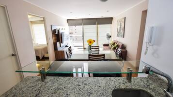 1 bedroom, in-room safe, desk, iron/ironing board