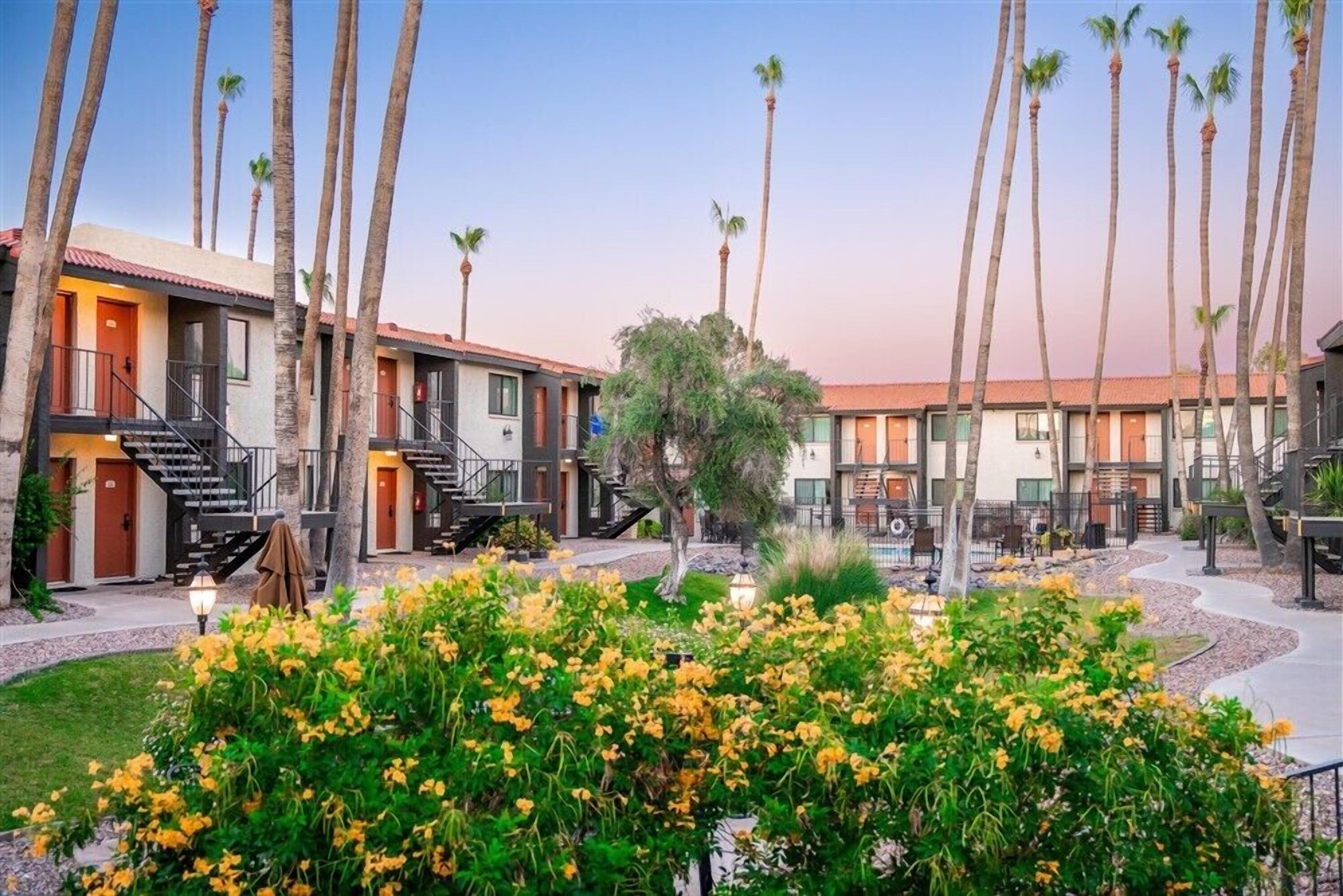 110-1 bedroom, great South Scottsdale location.