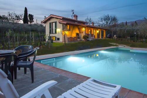 Villa in der Toskana - Reggello con Piscina, Wi-Fi, Giardini.