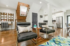 Interior - Bates West House Kansas City (Kansas City)