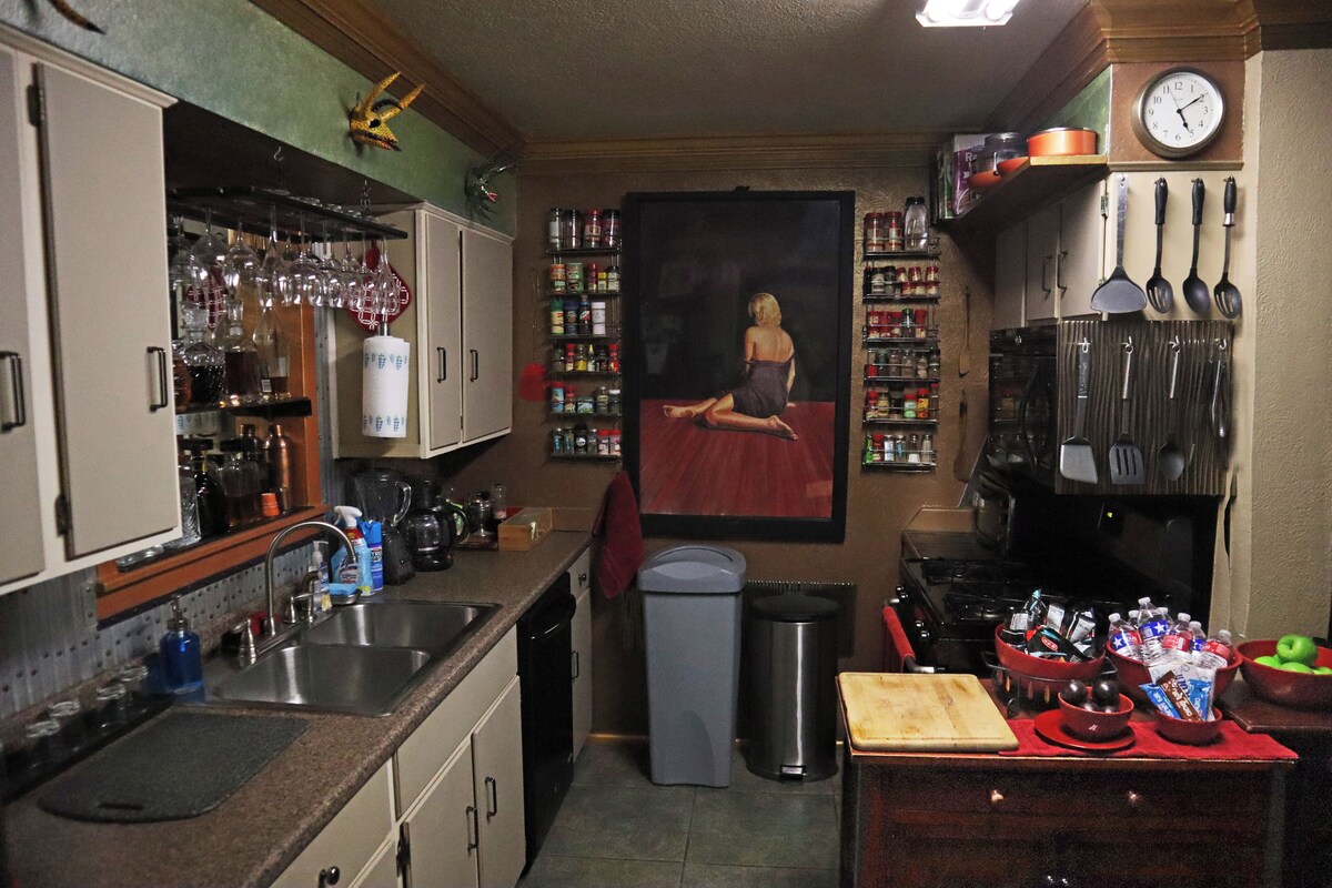 Photo 13 of Beautiful 5 rm.Hardwood Austin Home!