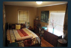 5 soveværelser, skrivebord, strygejern/strygebræt, Wi-Fi