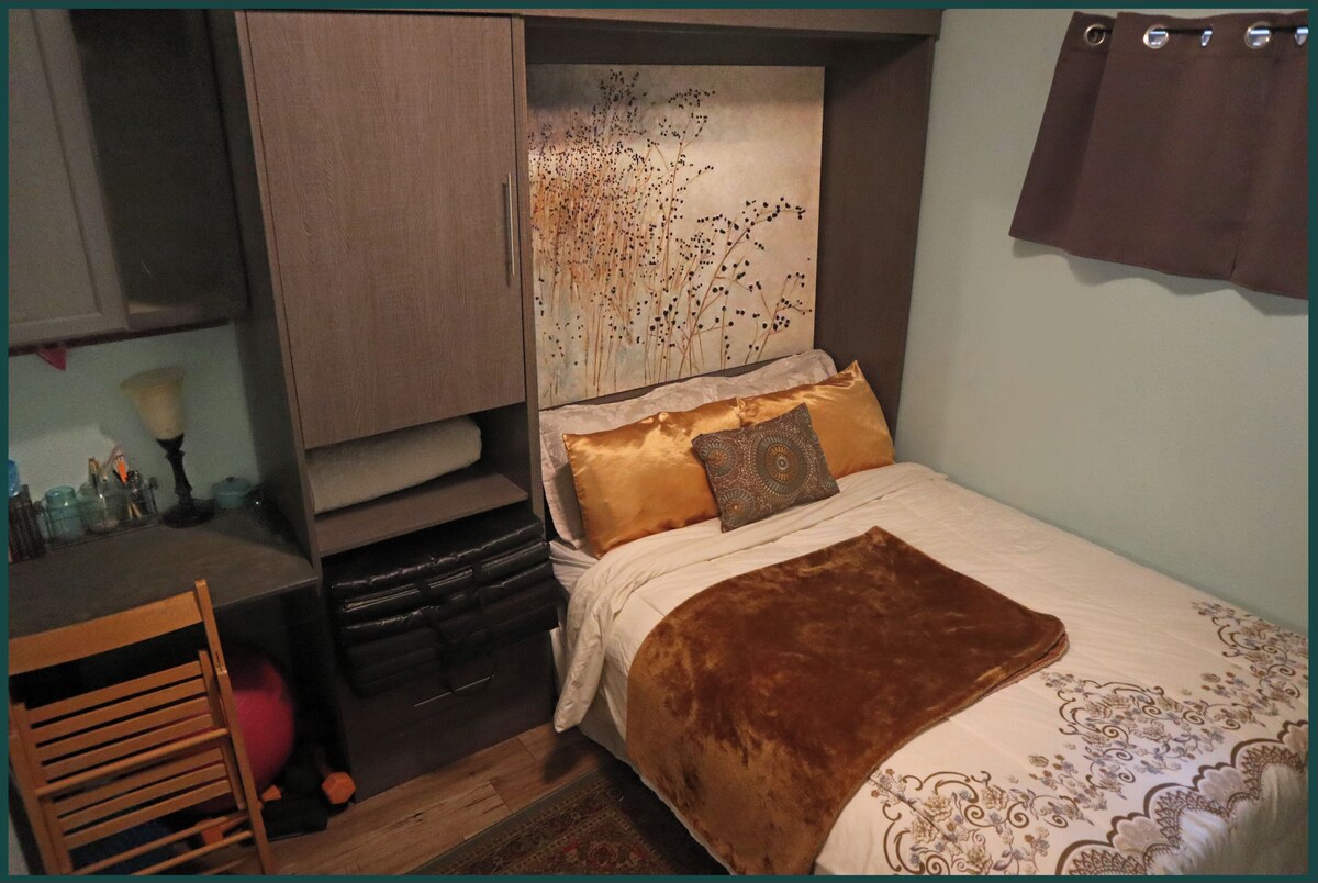 Photo 22 of Beautiful 5 rm.Hardwood Austin Home!