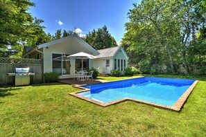Outdoor pool, a heated pool - Stylish East Hampton Village Retreat- Heated Pool and Sauna, Steps to Village (East Hampton)