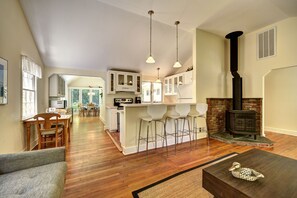 スマートテレビ、暖炉