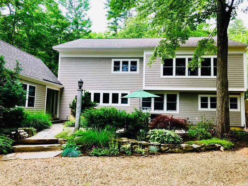 Fully Renovated Beautiful House Located Minutes From Downtown Ogunquit.