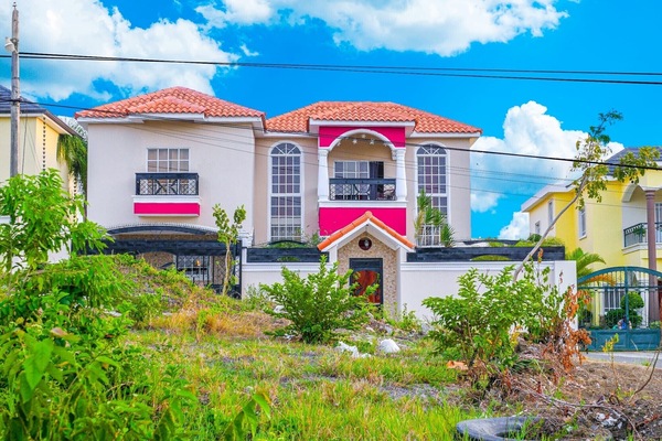 Welcome to our Butterfly Villa