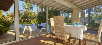 Villa con piscina vicino il mare, 8 posti letto