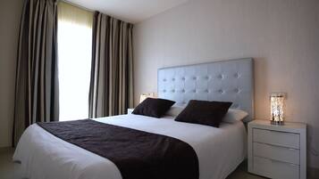 2 Schlafzimmer, Zimmersafe, Bügeleisen/Bügelbrett, kostenloses WLAN