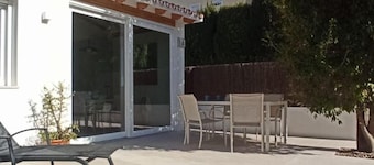 Lovely apartment at 50m from the beach. 4 pers. Wifi. A/C.