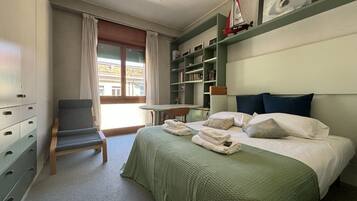 3 camere, ferro/asse da stiro, Wi-Fi gratuito, lenzuola