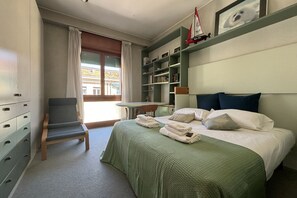 3 bedrooms, WiFi, bed sheets