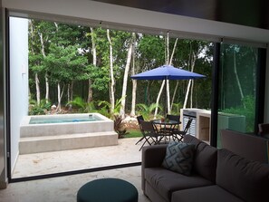 Terrace/patio - Relax in Mayan paradise - beach and PGA golf resort (Akumal)