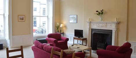 TV, fireplace, offices