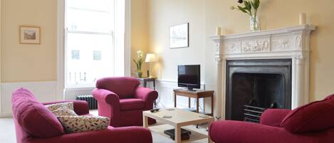 TV, fireplace, offices