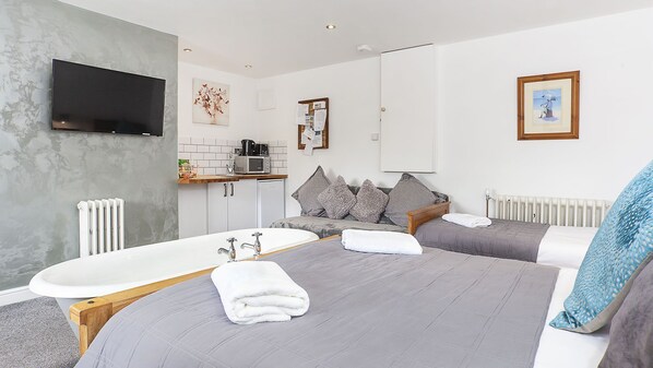 1 chambre, Wi-Fi gratuit, draps fournis