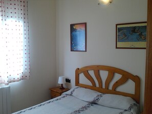 4 quartos, ferros/tábuas de passar roupa, Wi-Fi de cortesia